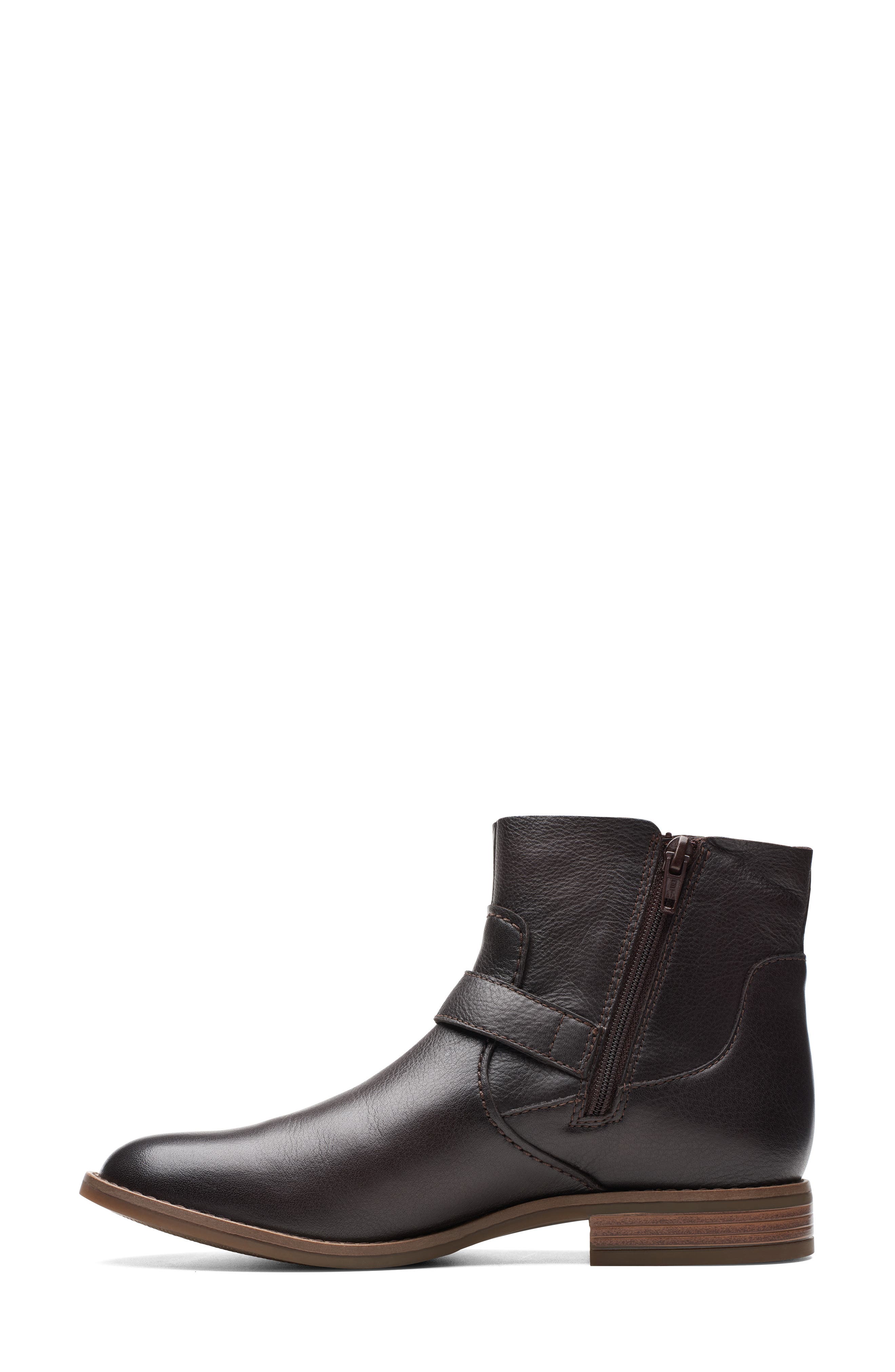 Clarks<sup>®</sup> Camzin Waterproof Leather Boot, Alternate, color, Dark Brown Lea