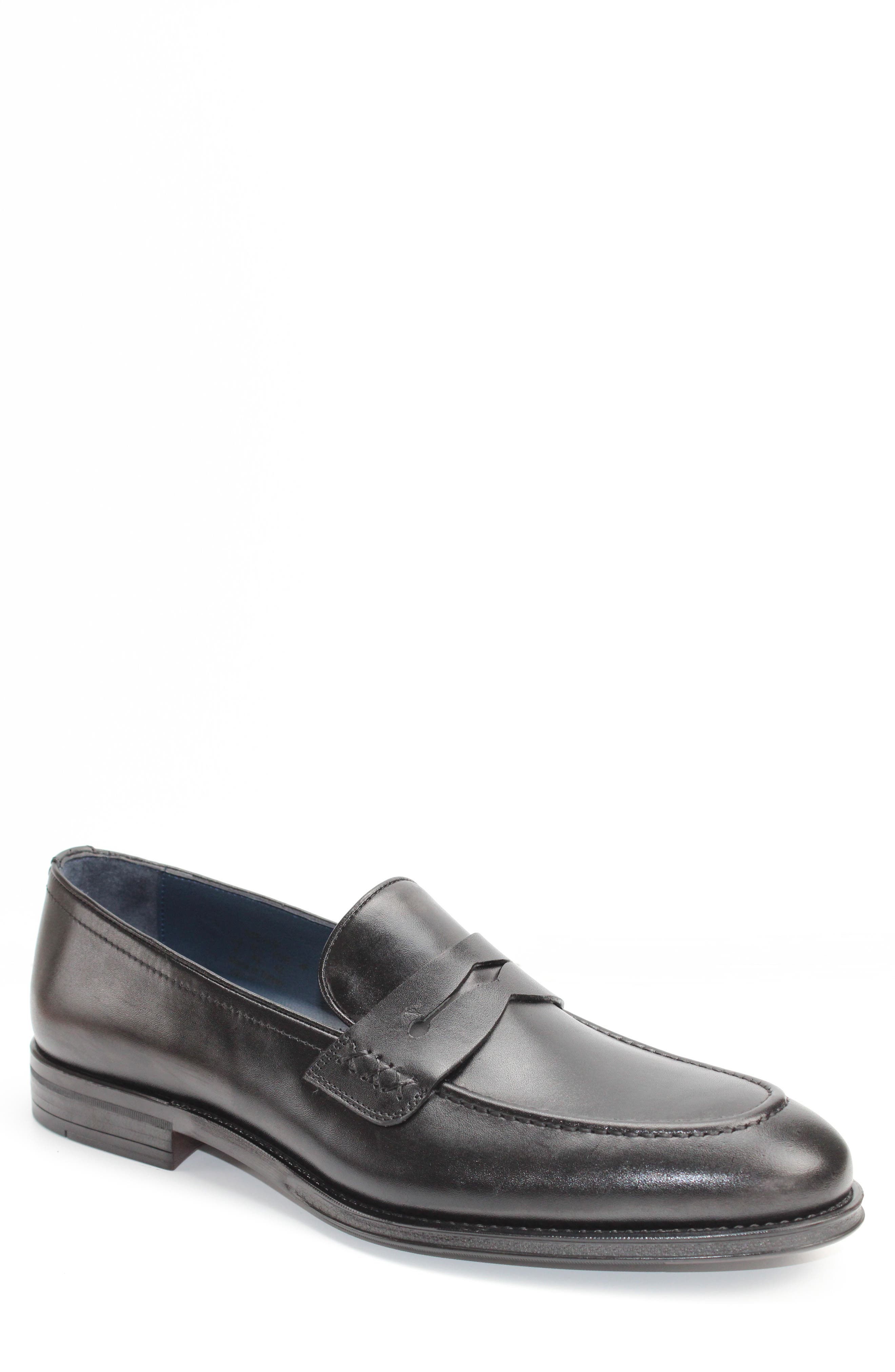 VELLAPAIS Delanco Penny Loafer