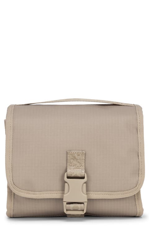 Terra Hanging Toiletry Bag