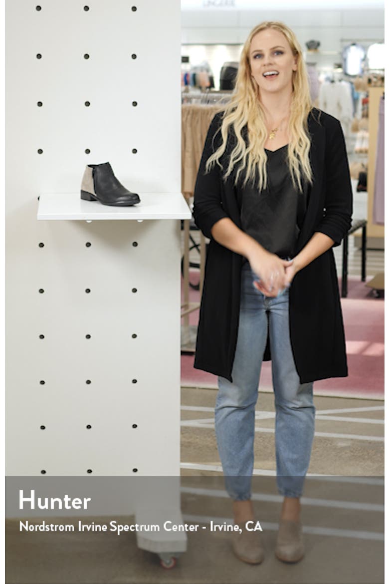 'Helm' Bootie video