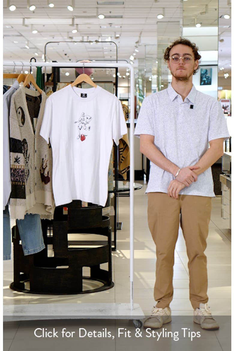New York Market Graphic Tee video