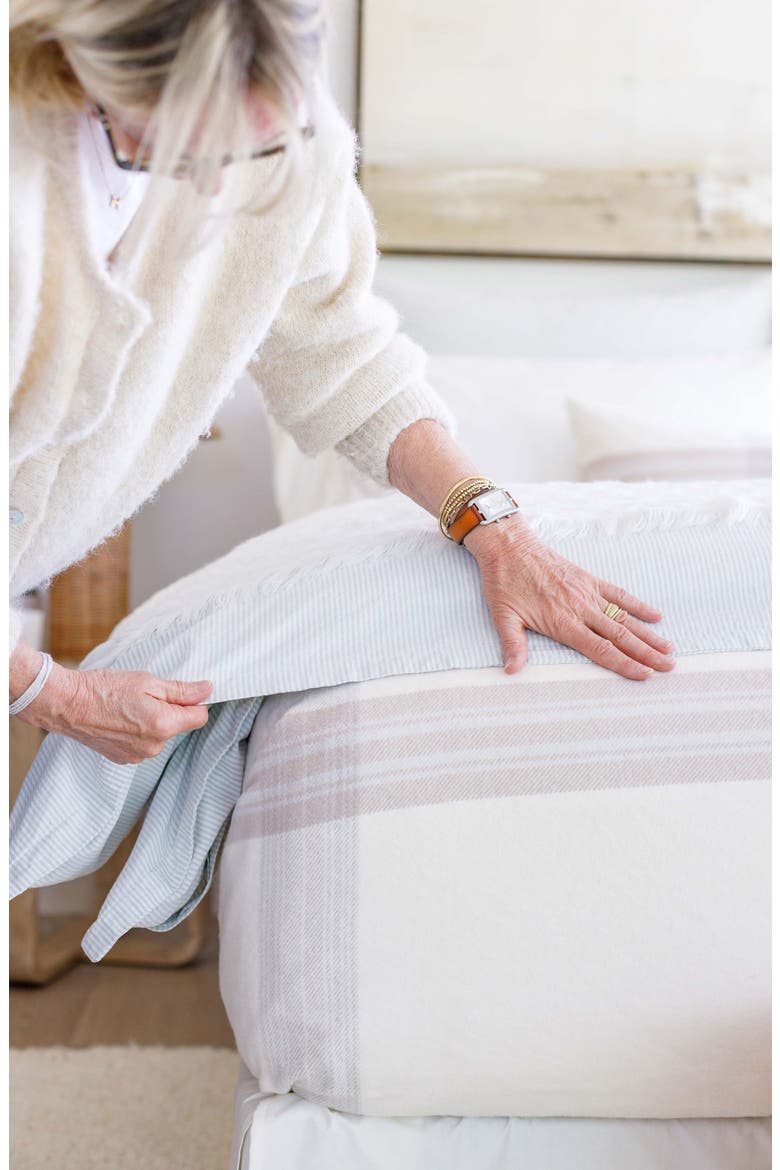 Geneva Bed Blanket, Alternate, color, IVORY/ TAUPE