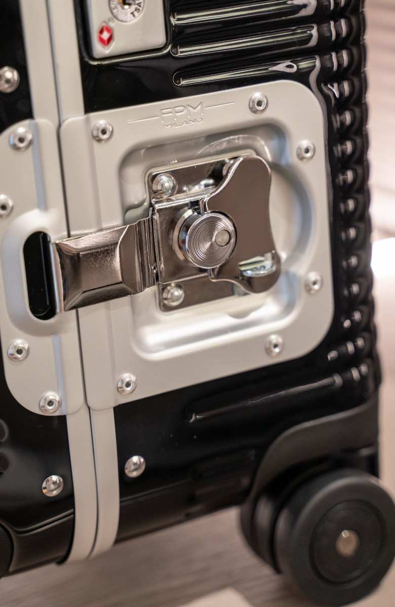 FPM - Fabbrica Pelletterie Milano - US Bank Light Spinner 53 Front Pocket Luggage, Alternate, color, Licorice Black