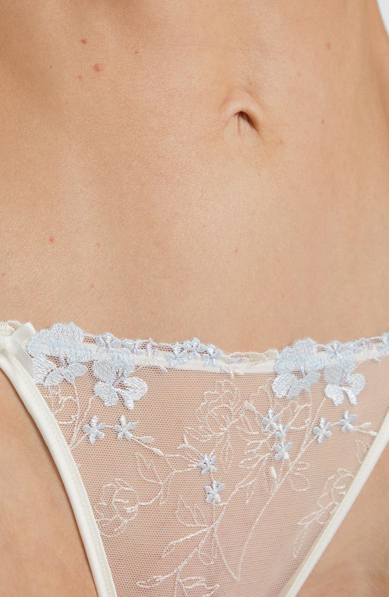 Hunkemöller Peonie Lace Thong, Alternate, color, Snow White