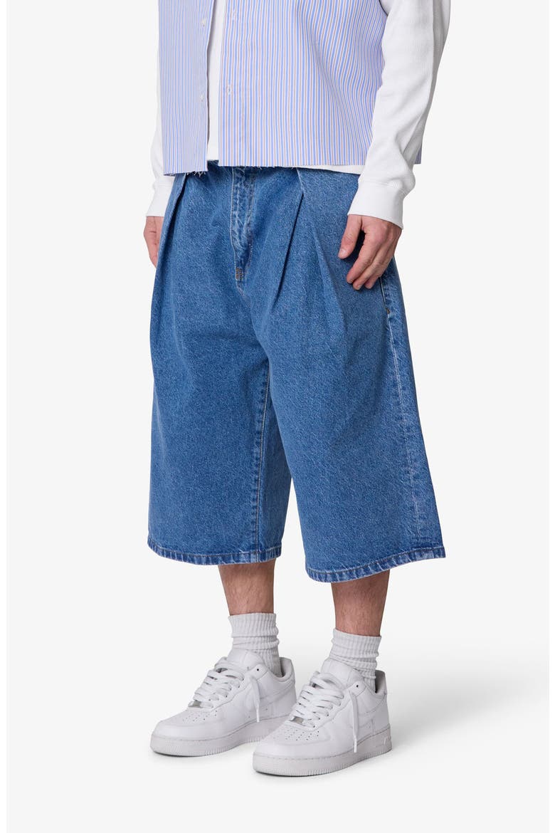 Pleated Ultra Baggy Denim Shorts, Alternate, color, WASHED BLUE