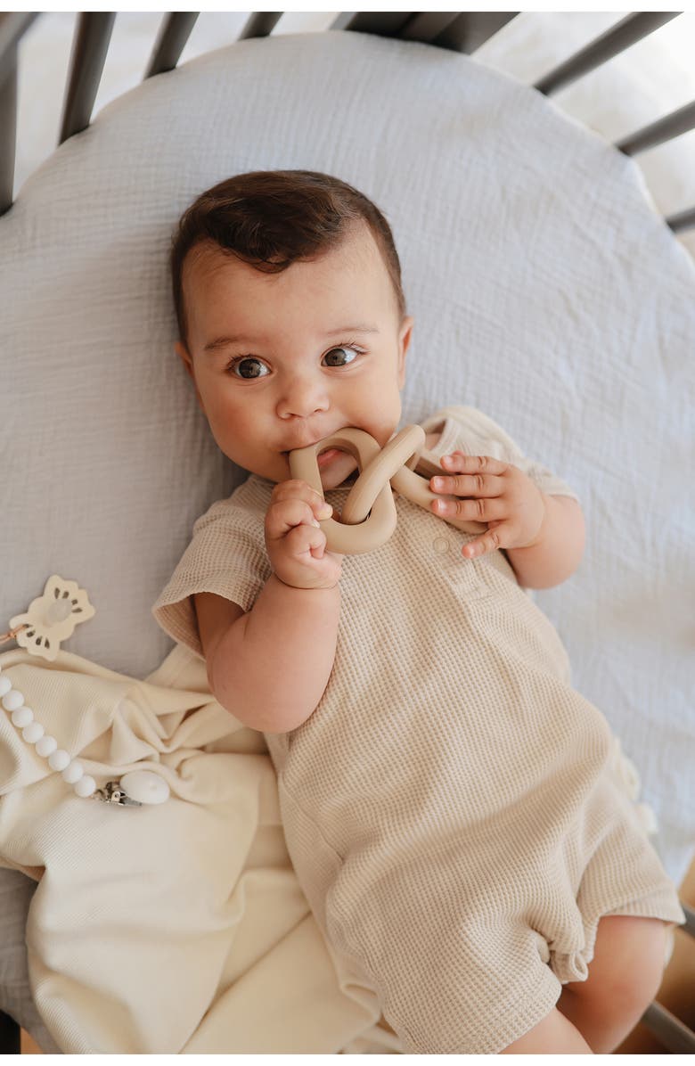 Mushie Links Silicone Teether, Alternate, color, Dried Thyme