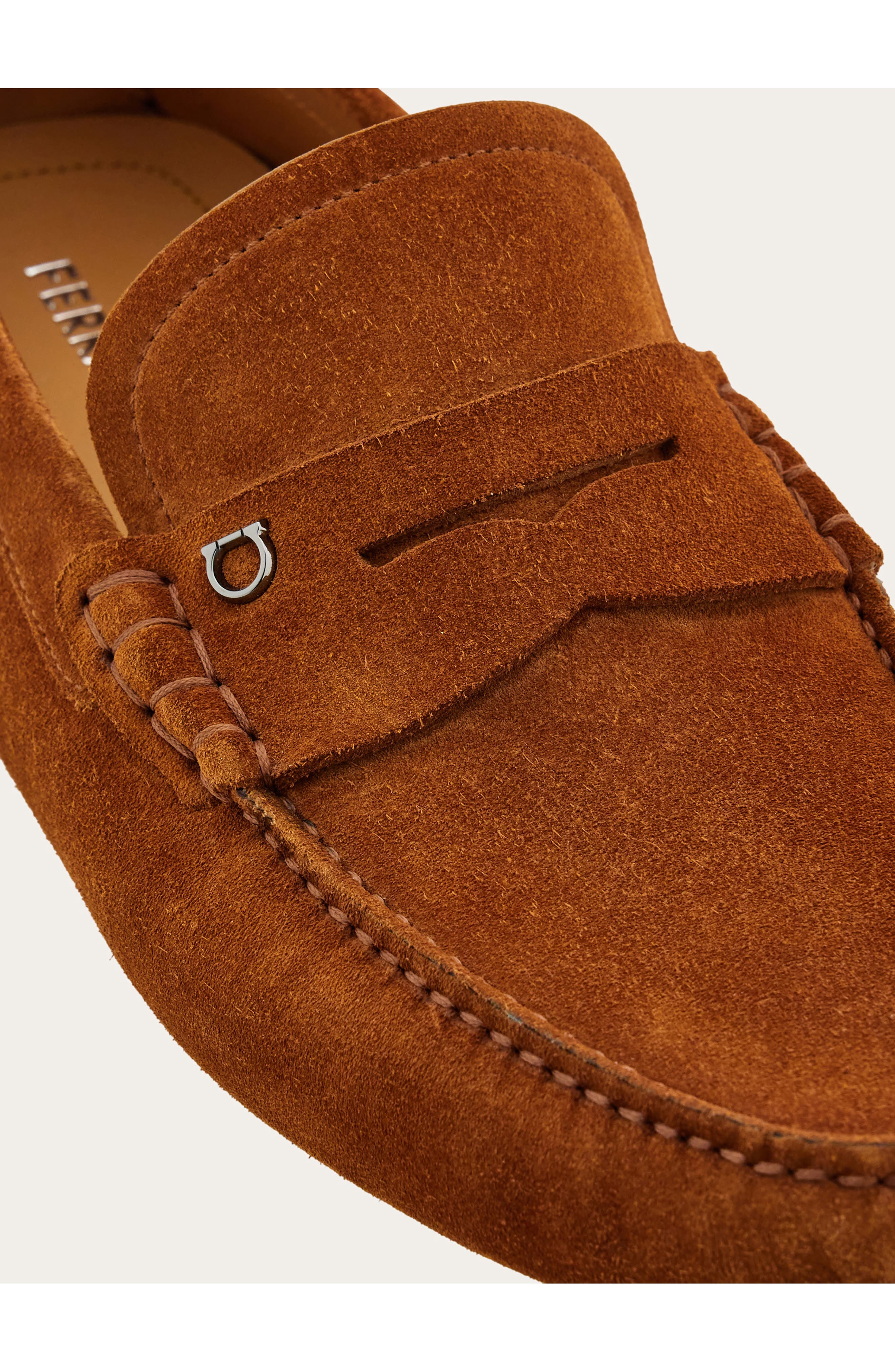 FERRAGAMO Timothy Driving Loafer, Alternate, color, Naturale New Biscotto