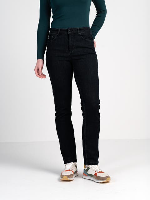 Darla Comfort Straight Leg Jeans
