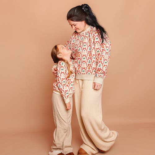 Sweet Wink Sweatshirt In Brown