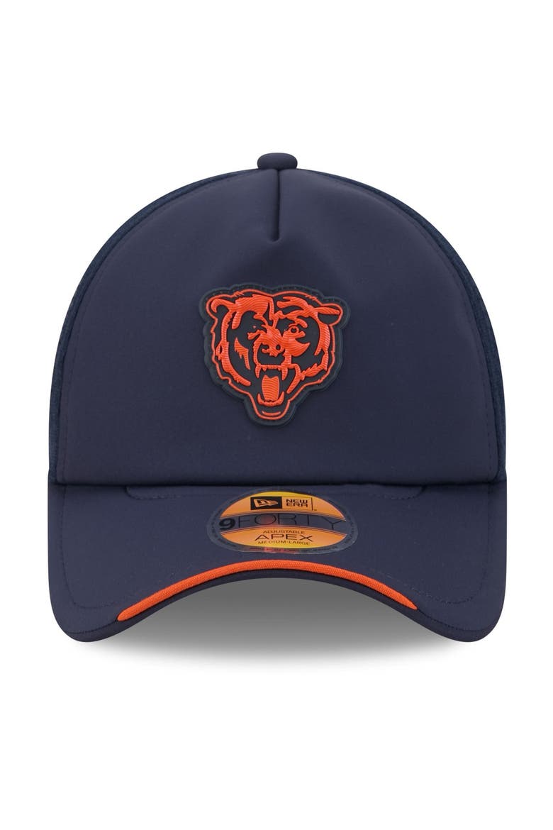 Men's New Era Navy Chicago Bears 2026 Sideline Apex 9FORTY Adjustable Trucker Hat, Alternate, color, Navy