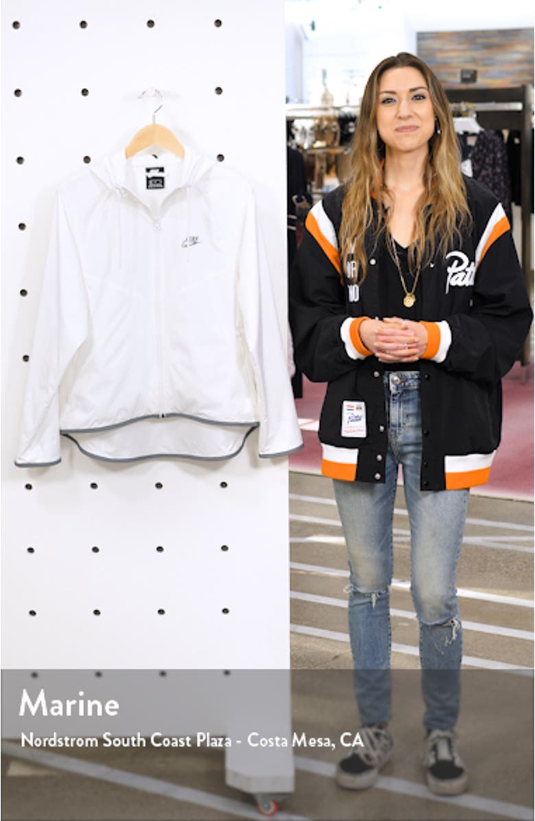 Sportswear Windrunner Water Repellent Jacket, sales video thumbnail