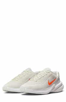 Nike Uplift SC Sneaker