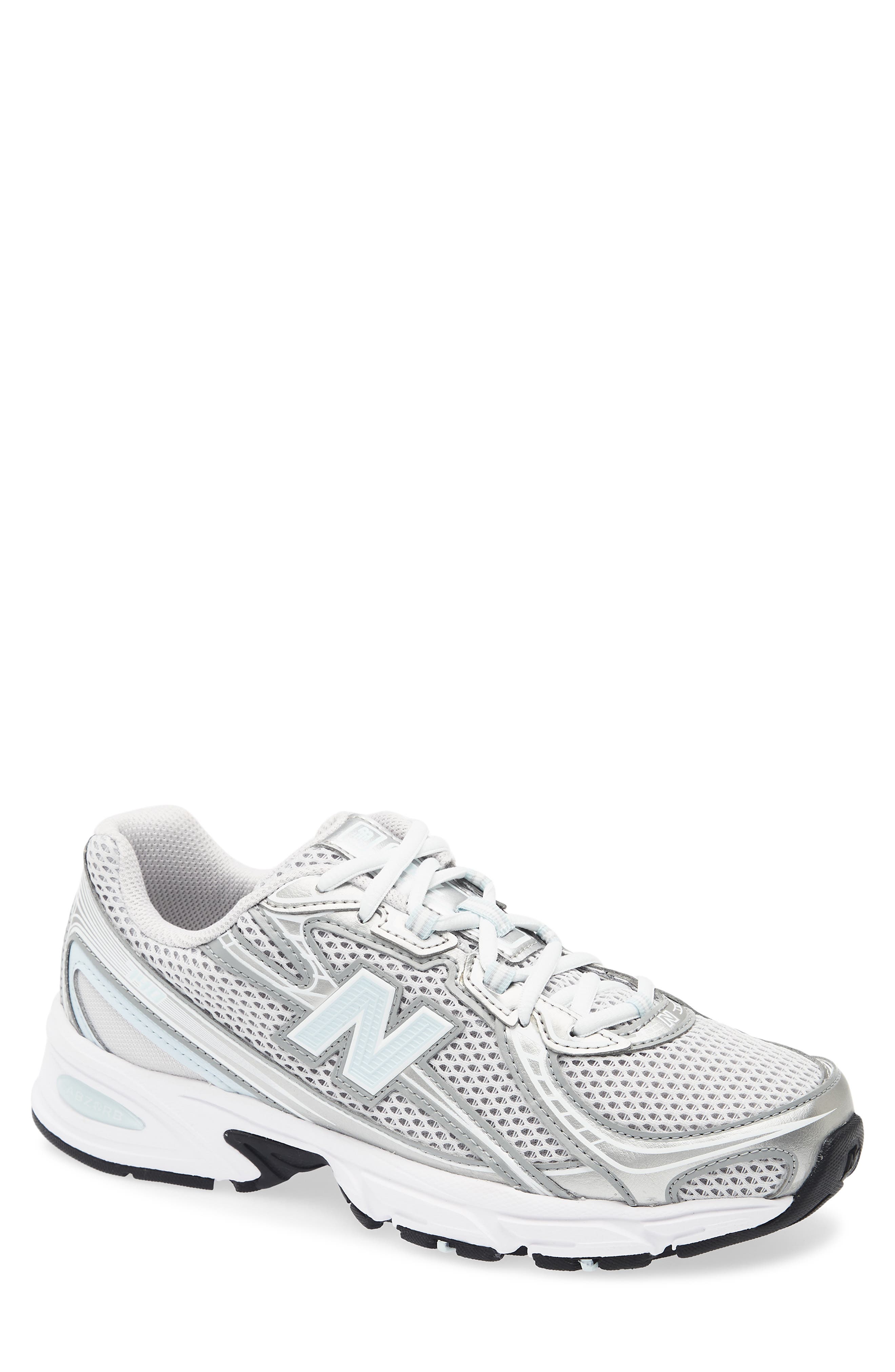 New Balance Gender Inclusive 740 Sneaker