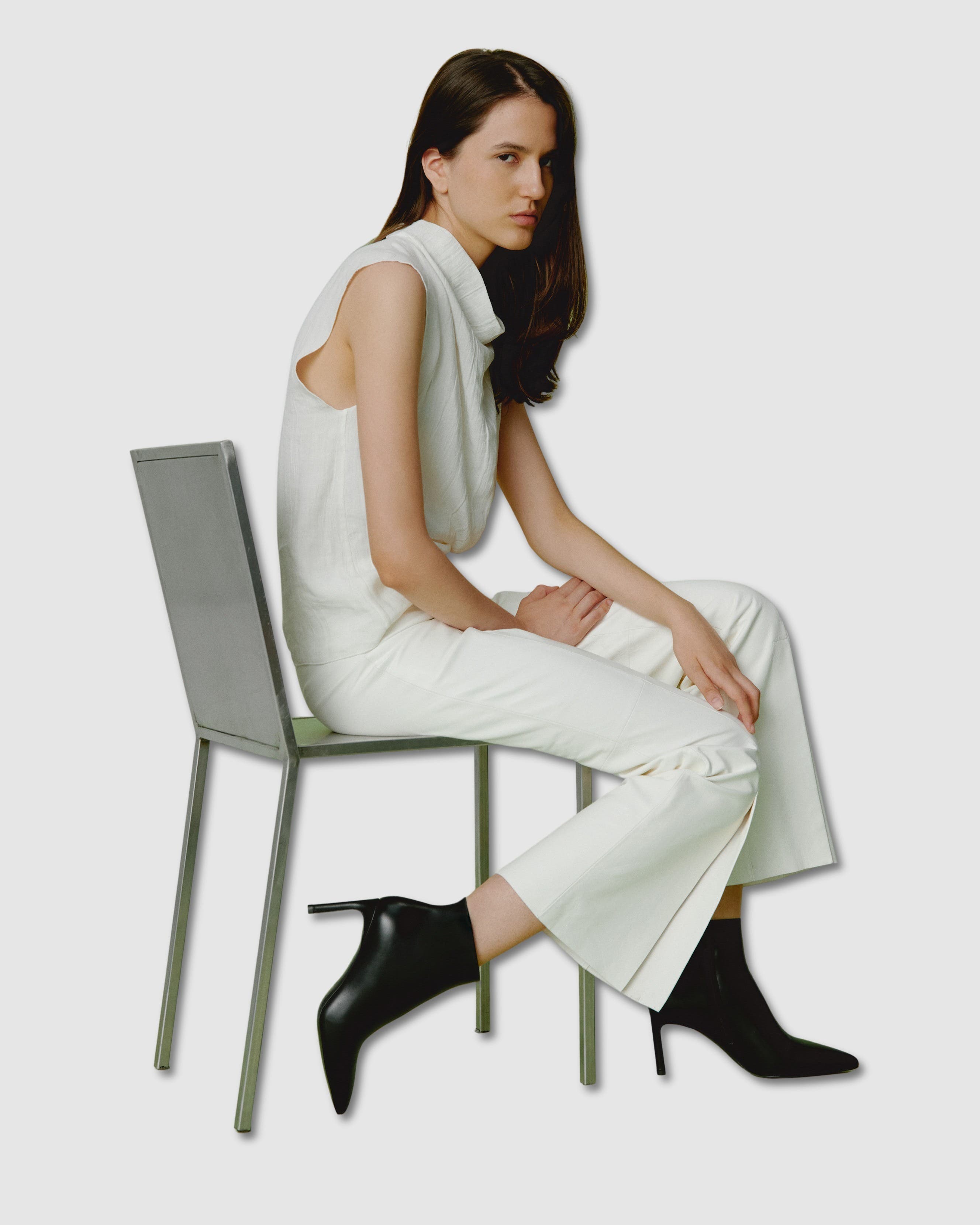 MI/MAI Noura Pointed Toe Ankle Boot, Alternate, color, Black