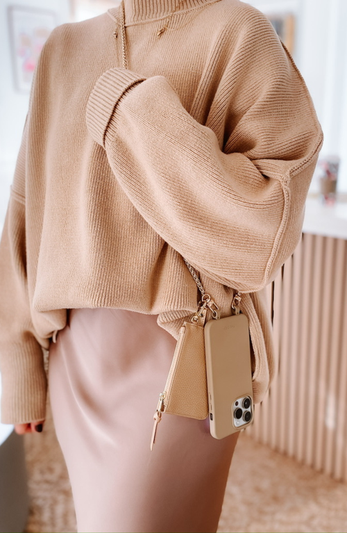 The Cæp Snap Wallet In Gold