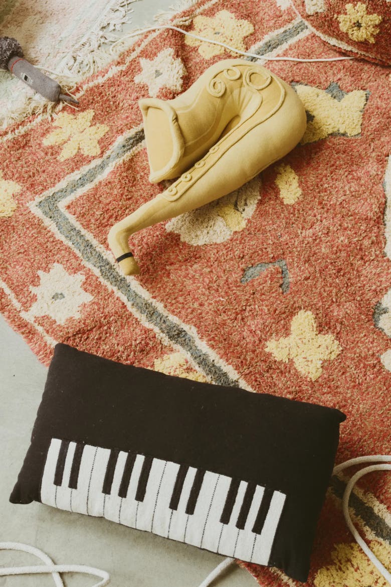 Cushion Saxophone, Alternate, color, Dark honey, Black