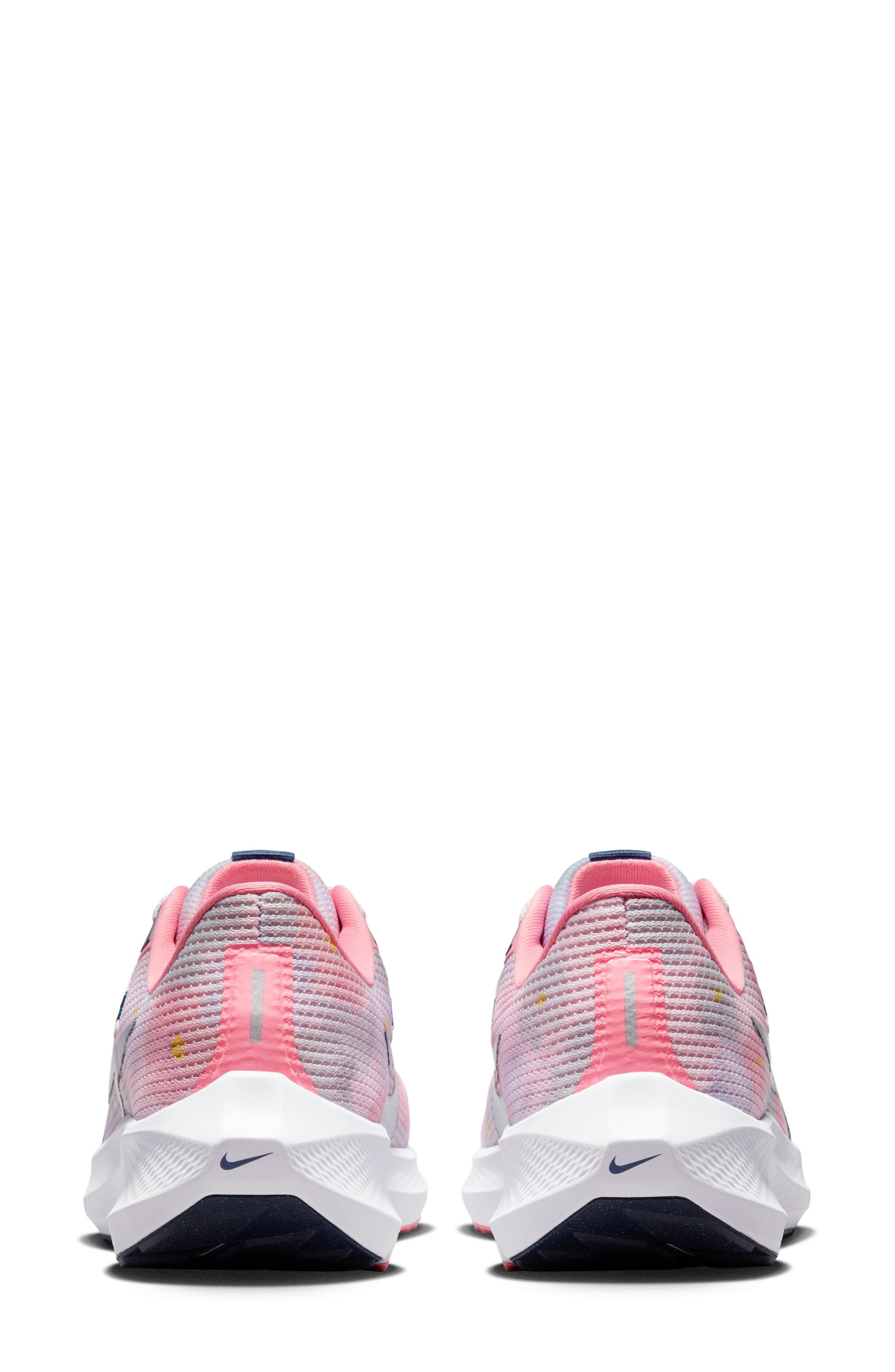Nike Air Zoom Pegasus 40 Running Shoe, Alternate, color, 
