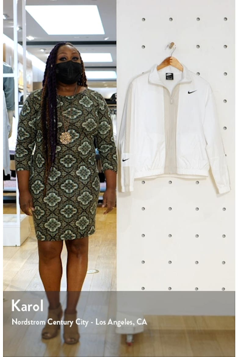 Sportswear Repel Jacket video