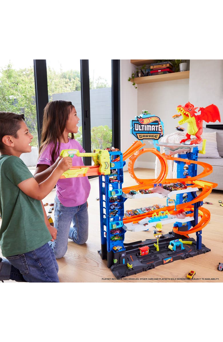 Mattel Hot Wheels<sup>®</sup> 25-Piece City Garage Drag, Alternate, color, 
