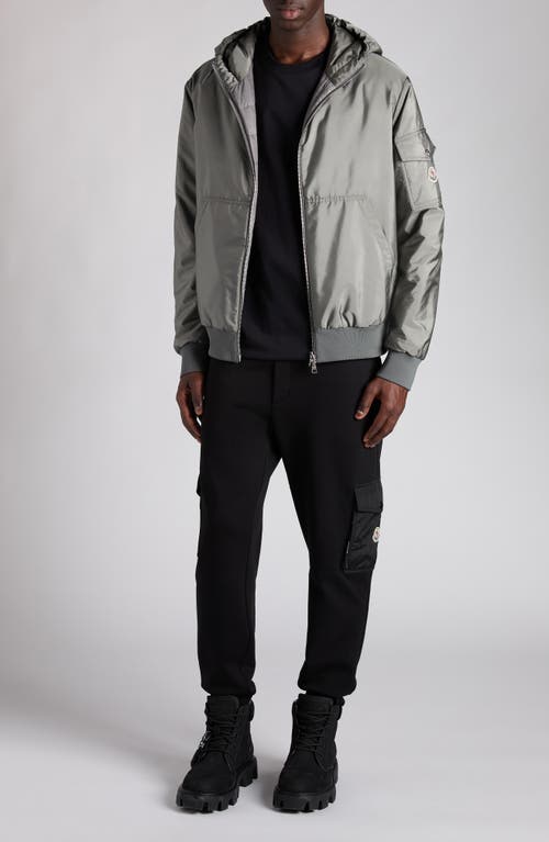Moncler Poiliot Hooded Short Down Jacket In Gray