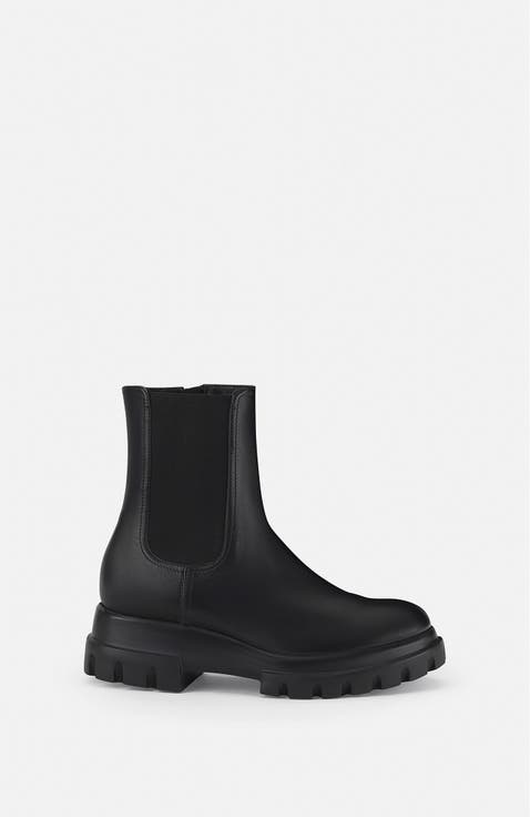 Chunky Beat Water-resistant suede ankle boot