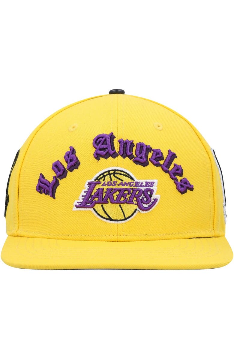 PRO STANDARD Men's Pro Standard Gold Los Angeles Lakers Old English Snapback Hat, Alternate, color,