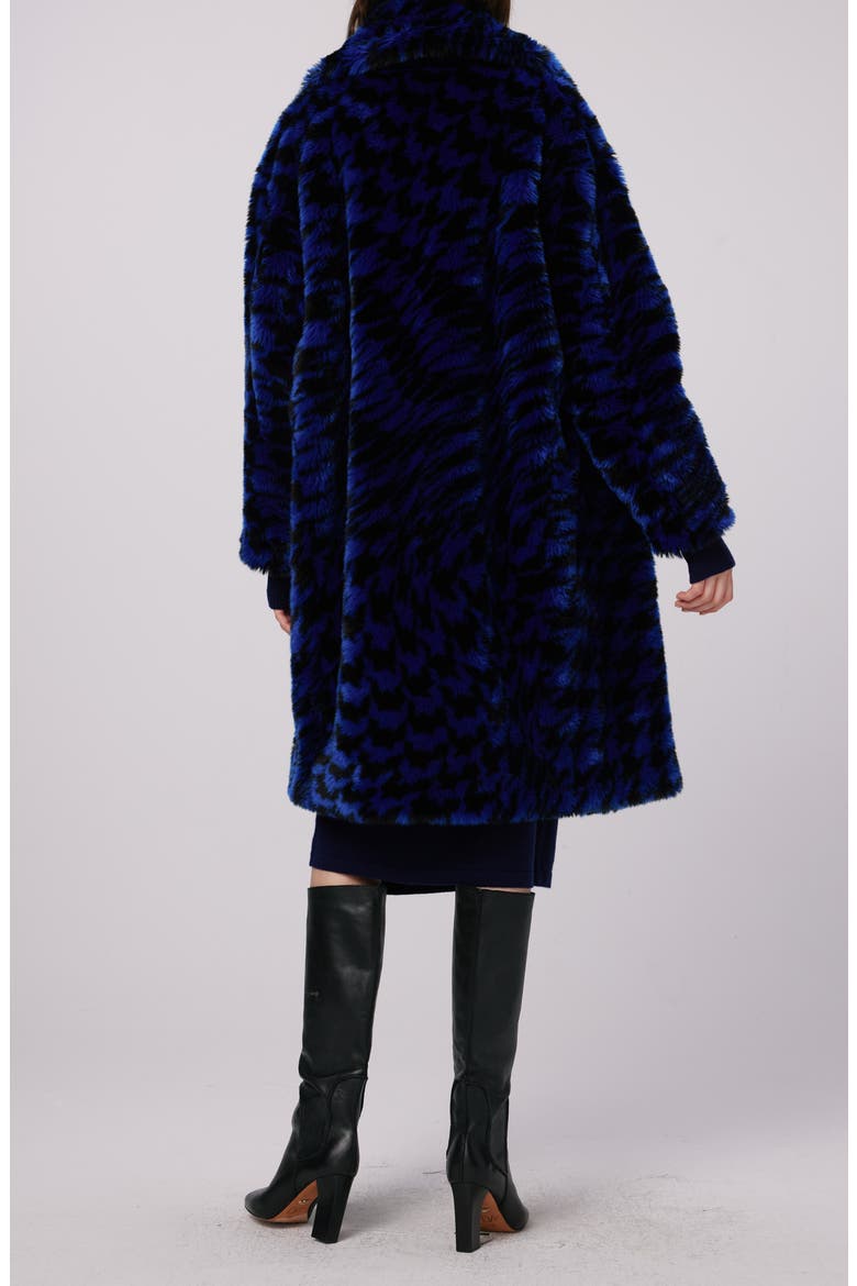 Arwen Houndstooth Check Faux Fur Coat, Alternate, color, HOUNDSTOOTH ROYAL BLUE
