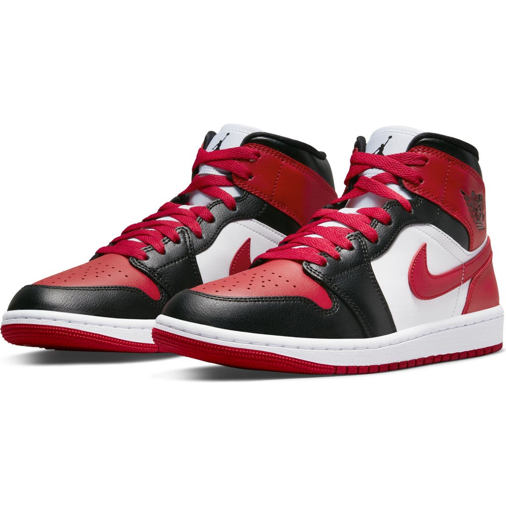 Jordan Air 1 Mid Sneaker
