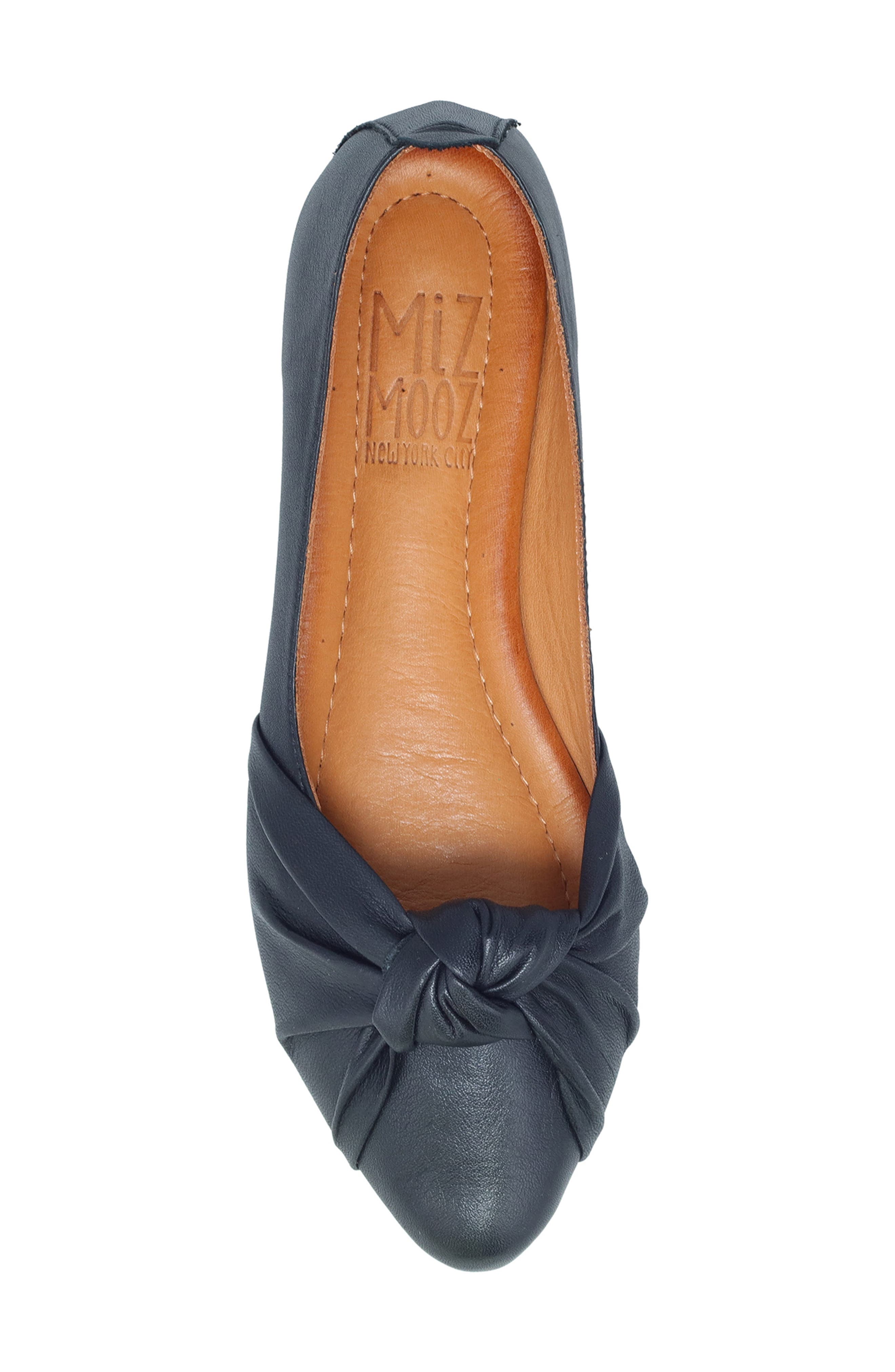 Goldy Flat, Alternate, color, BLACK