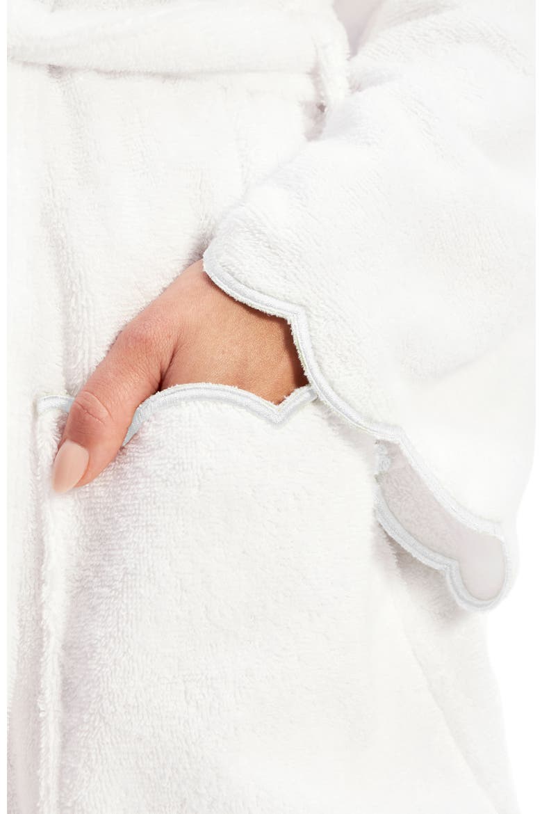 Scallop Edge Super Soft Luxury Robe, Alternate, color, White