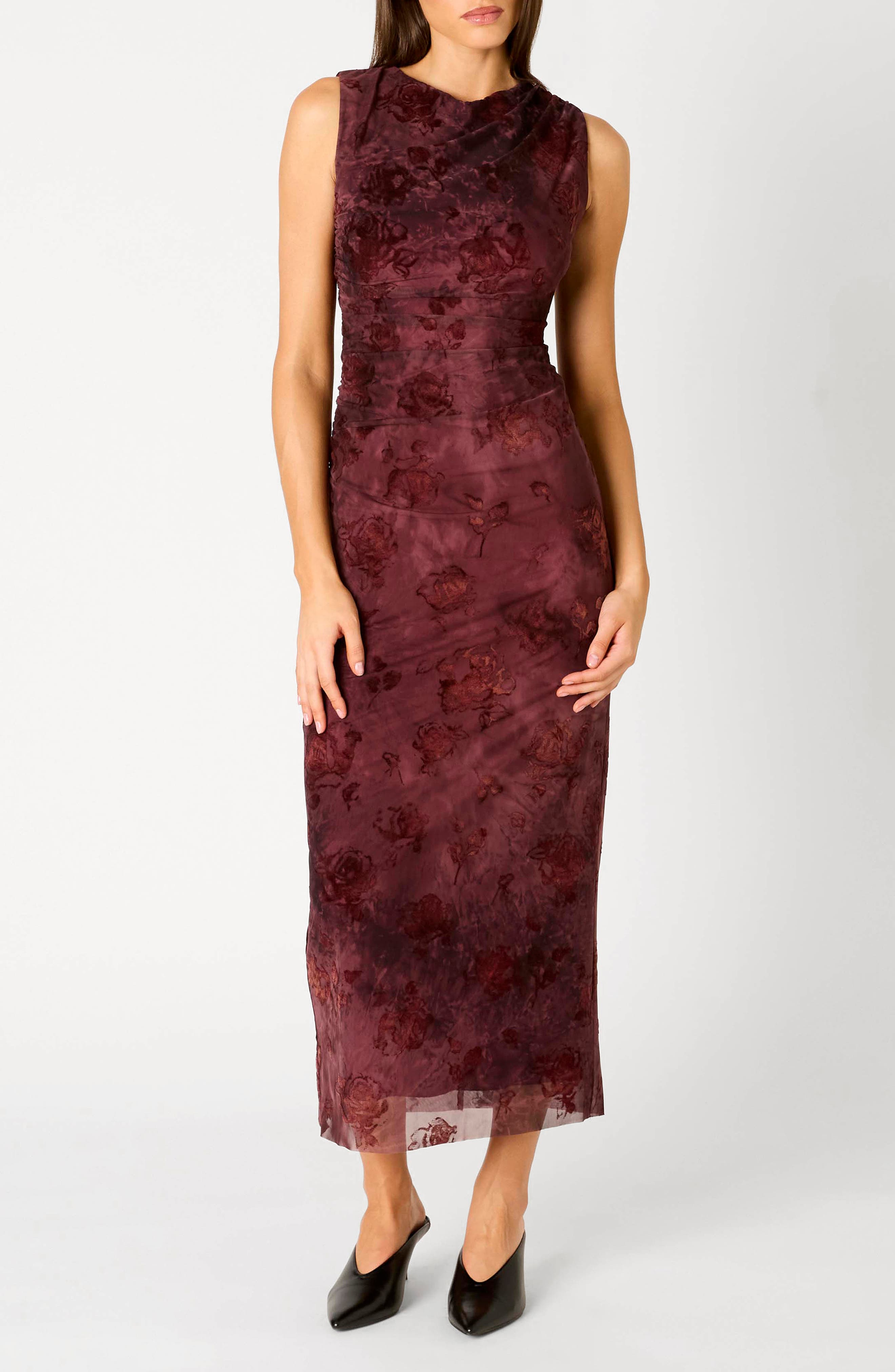 Nia Reese Sleeveless Maxi Dress In Brown