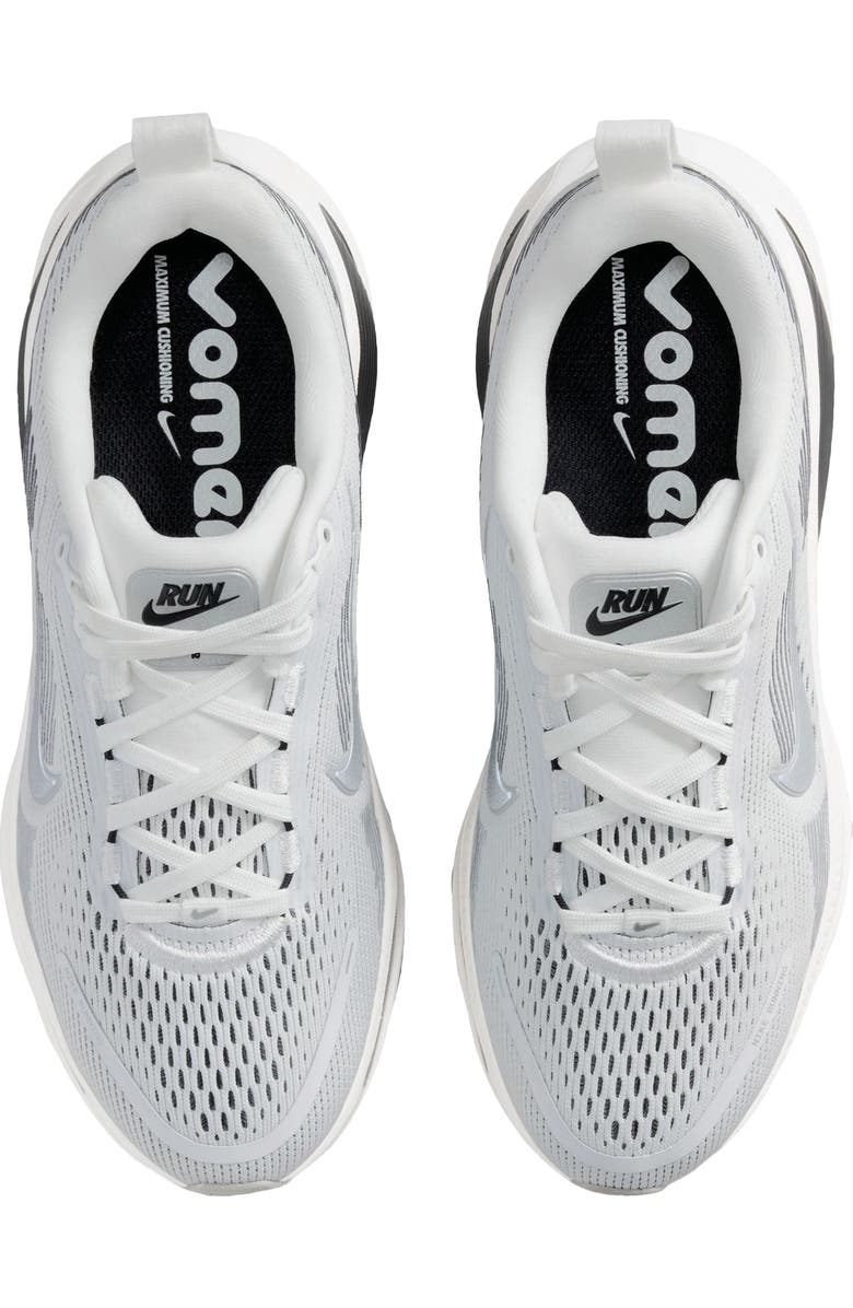 Nike Kids' Vomero 18 Running Shoe, Alternate, color, 100 Smtwht/M Silv