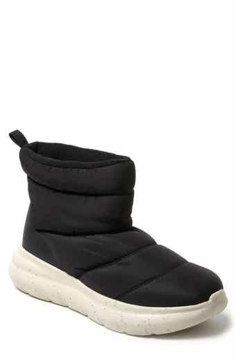 DEARFOAMS Texoma Nylon Puffer Boot