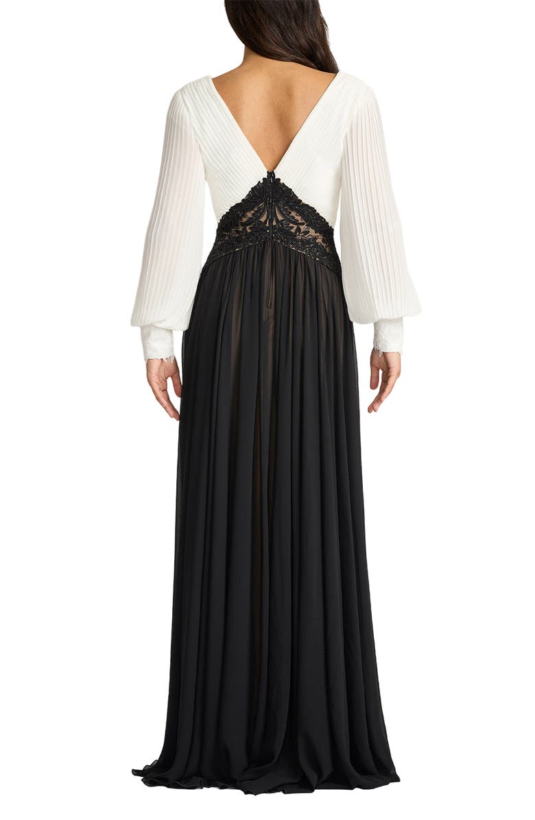 Tadashi Shoji Pleated Bodice Long Sleeve Gown, Alternate, color, Ivory/ Black