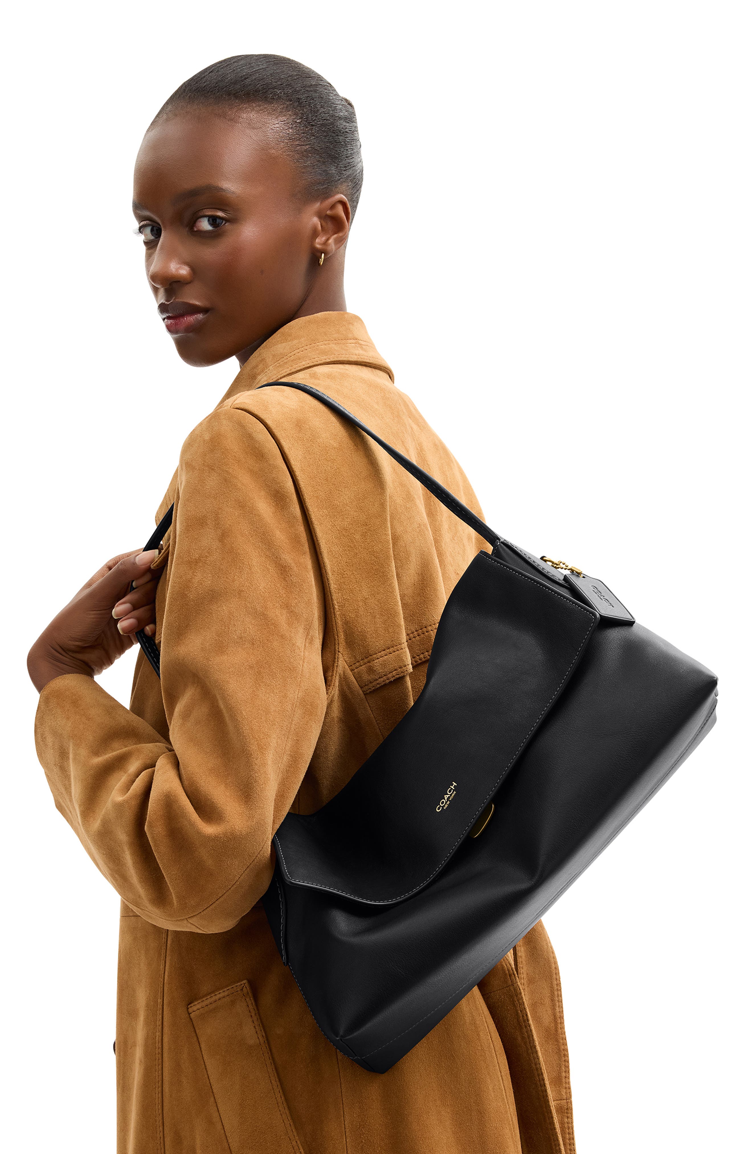 COACH Chelsea 36 Natural Grain Leather Shoulder Bag, Alternate, color, B4/Black