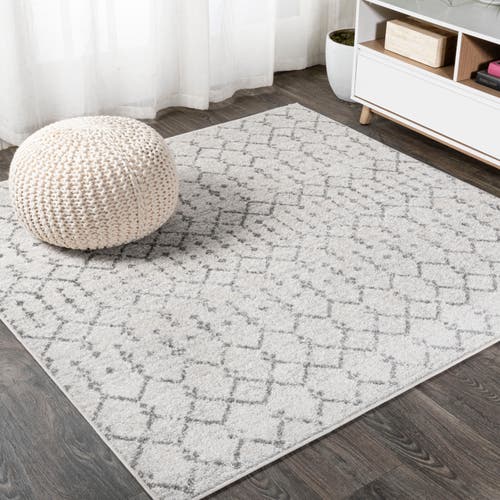 Jonathan Y Moroccan Hype Boho Vintage Diamond Area Rug In Cream/gray