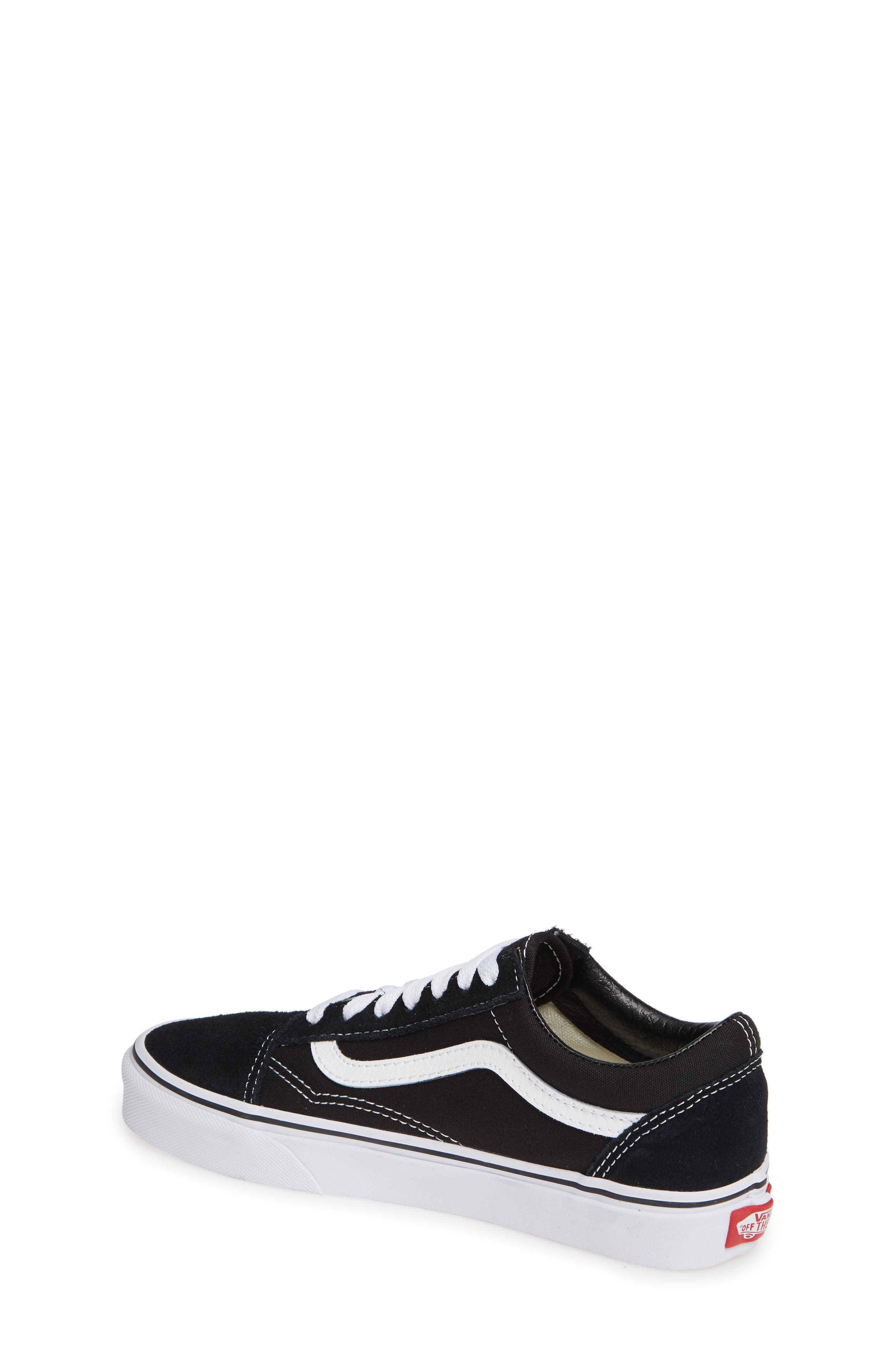 Vans Old Skool Sneaker, Alternate, color, Black/ White