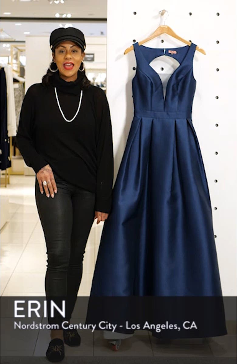 Perla Back Cutout Evening Dress, sales video thumbnail