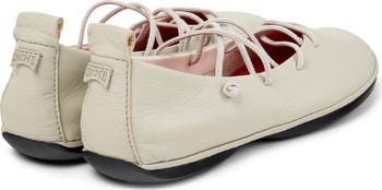 Right Nina Flat