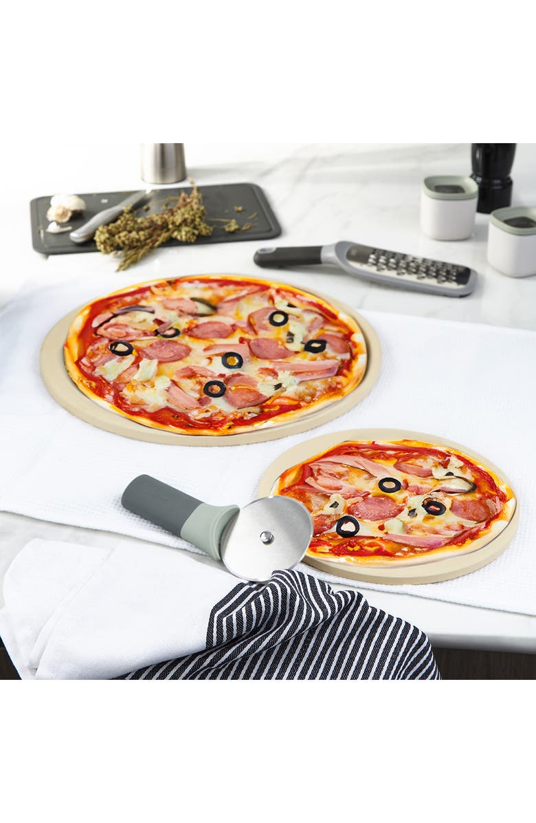 BergHOFF Leo Pizza Stone & Pizza Cutter 2-Piece Set, Main, color, Beige Multi