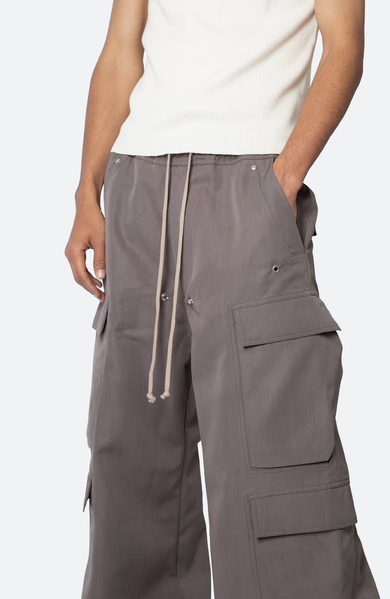 mnml Rave Oversize Double Cargo Pocket Pants, Alternate, color, Brown