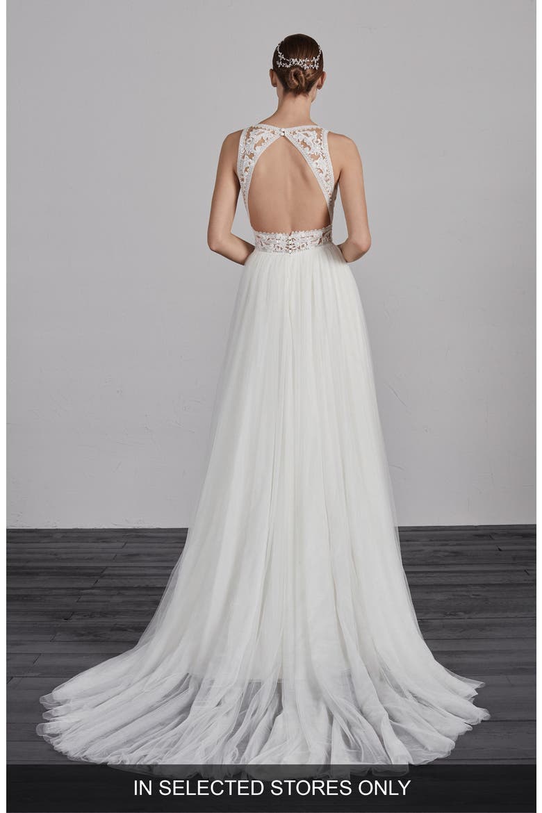 Espiga V-Neck Lace & Tulle Gown, Alternate, color, OFF WHITE