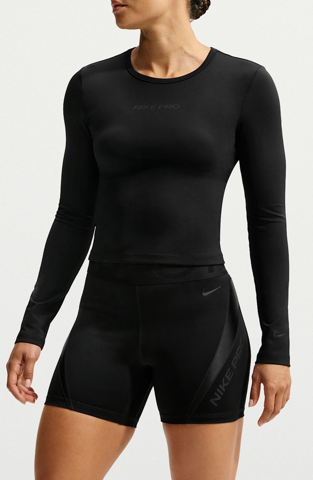selected BLACK/ BLACK