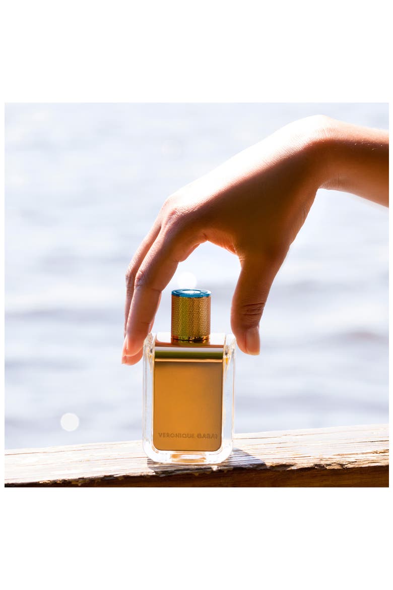 Eau d'Azur, Alternate, color, NO COLOR