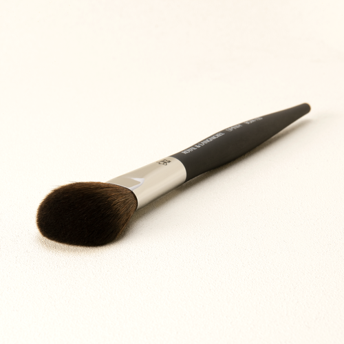 Omnia Brush Pro Rounded Powder Makeup Brush In Black