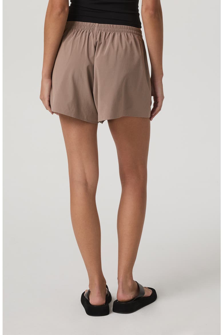Villa Everyday Shorts, Alternate, color, SORREL BROWN