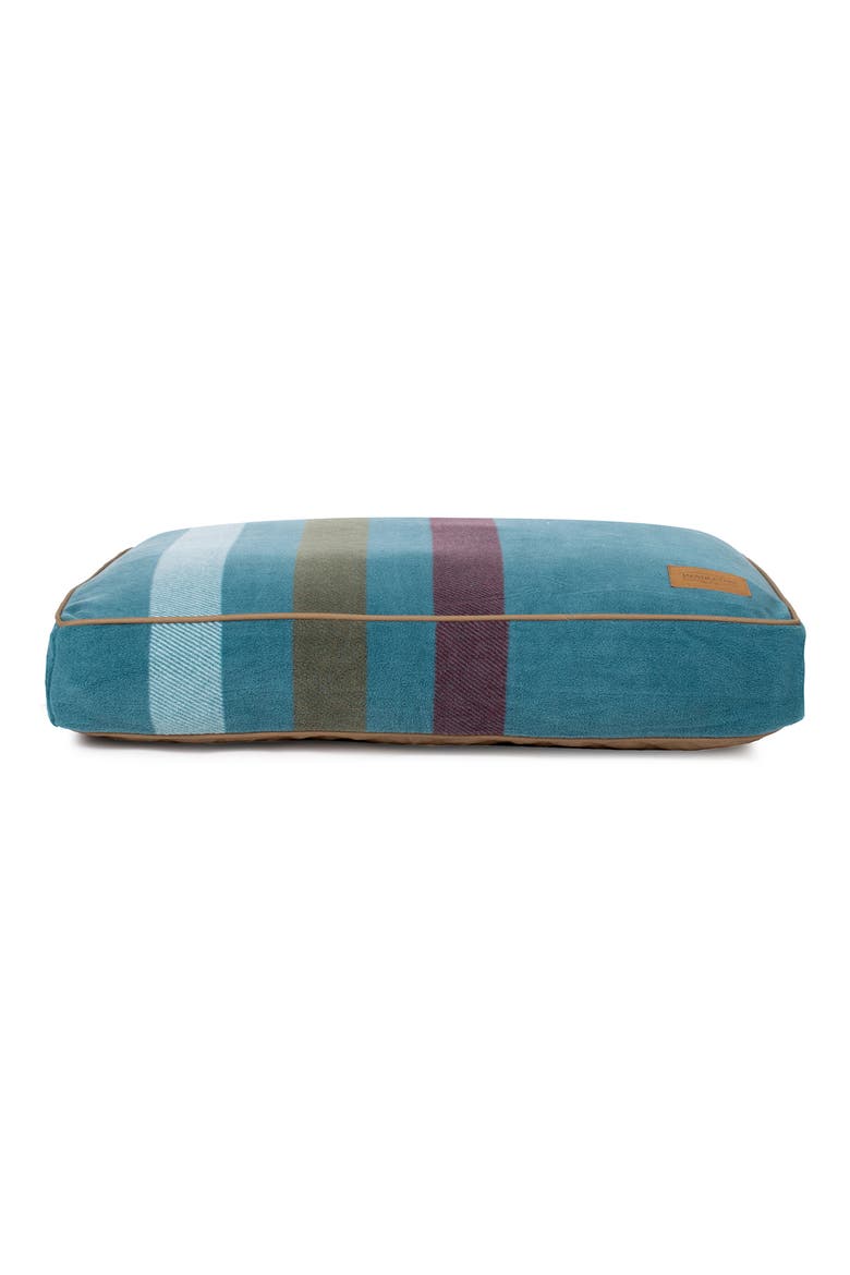 Fleece Napper Pet Bed, Main, color, CABIN STRIPE SHALE