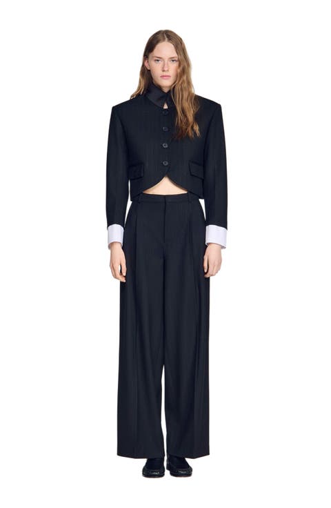 Short jacket with standing collar