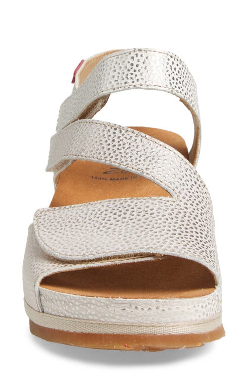 On Foot 206 Austin Platform Sandal In Starlight Oro