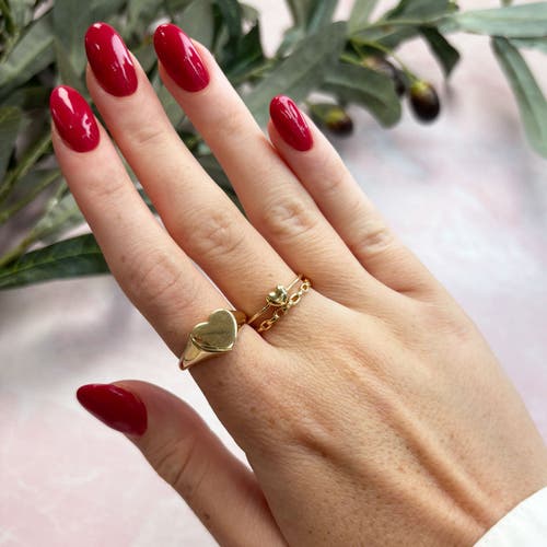 The Lovery Fine Jewelry Gold Heart Signet Ring In Gold